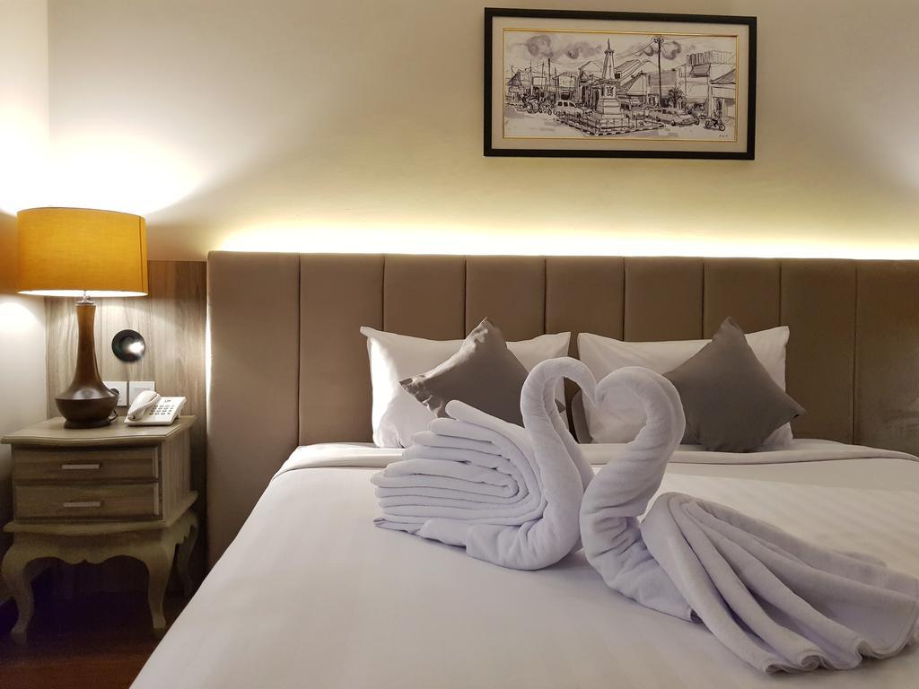 El Hotel Yogyakarta Malioboro Εξωτερικό φωτογραφία