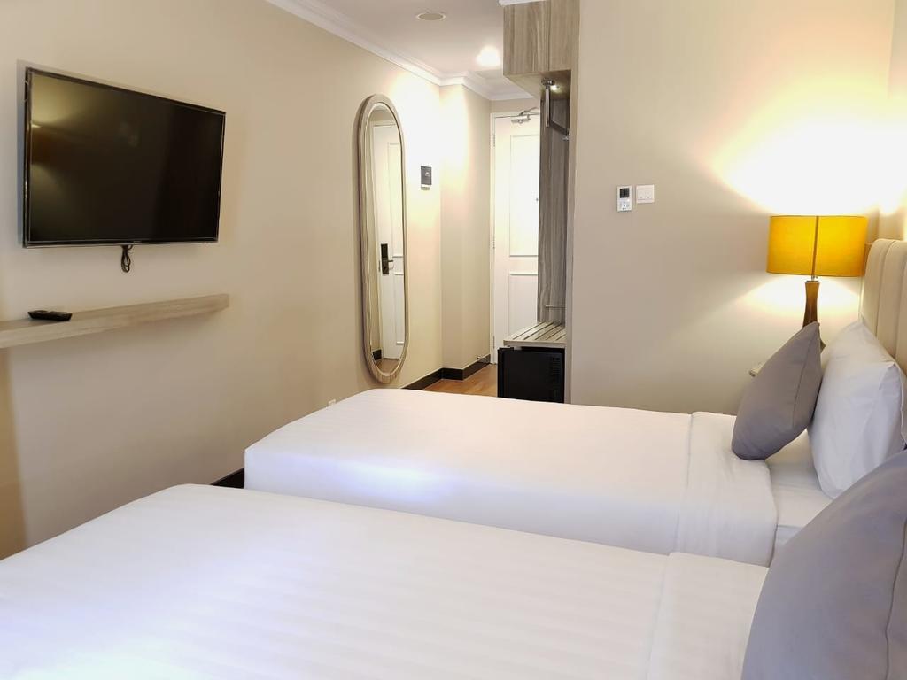 El Hotel Yogyakarta Malioboro Εξωτερικό φωτογραφία